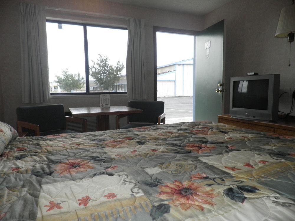 Budget Inn Fallon Dış mekan fotoğraf